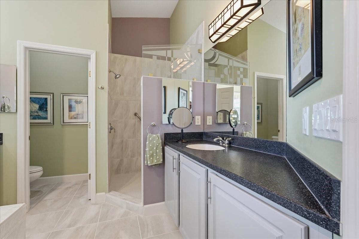 101 SHOALS CIR — photo 49