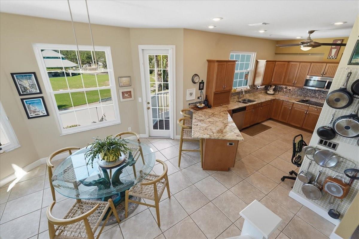 101 SHOALS CIR — photo 36