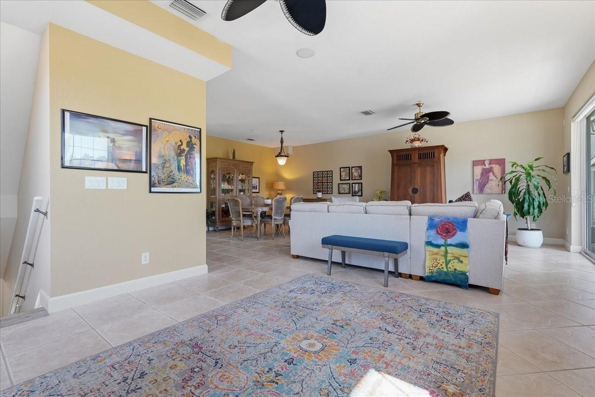 101 SHOALS CIR — photo 12