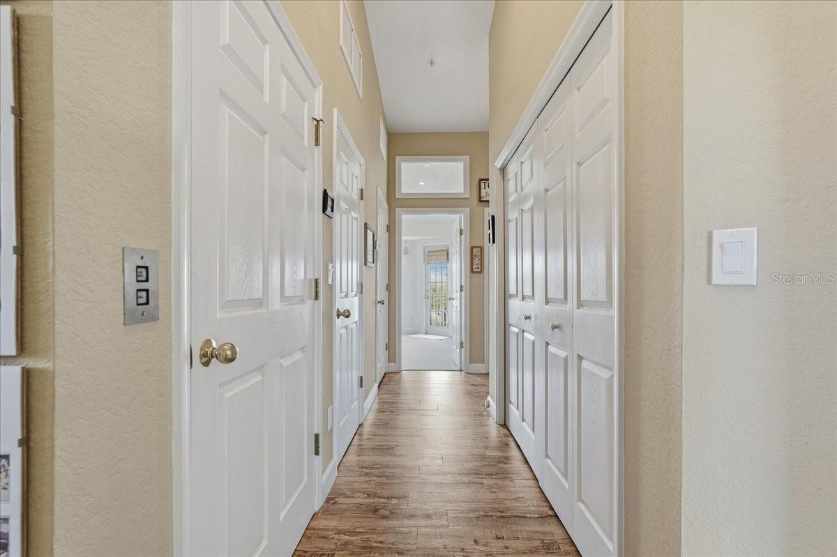 101 SHOALS CIR — photo 42