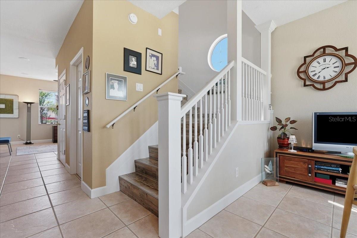 101 SHOALS CIR — photo 40