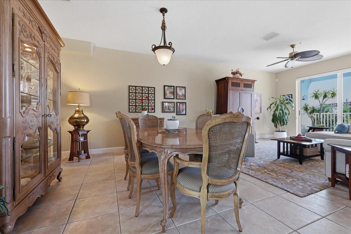 101 SHOALS CIR — photo 22