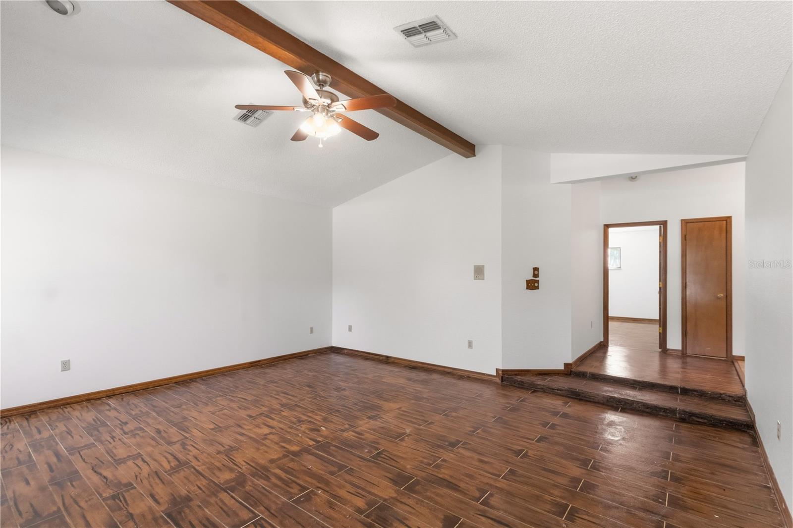 18644 FURMAN DR — photo 5