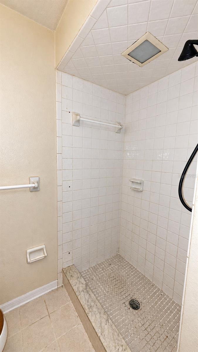 5636 BEECH ST — photo 24
