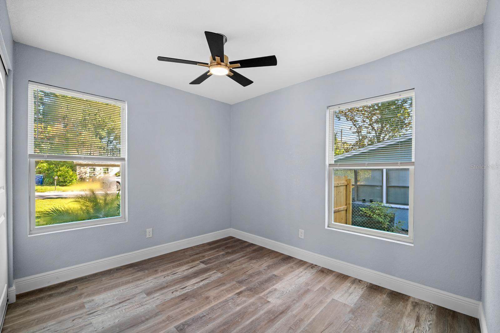 1319 E NORFOLK ST — photo 21