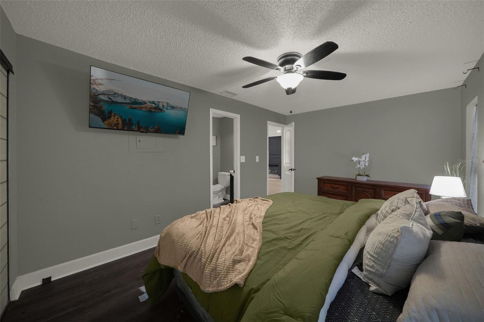9627 HIDDEN OAKS CIR — photo 17