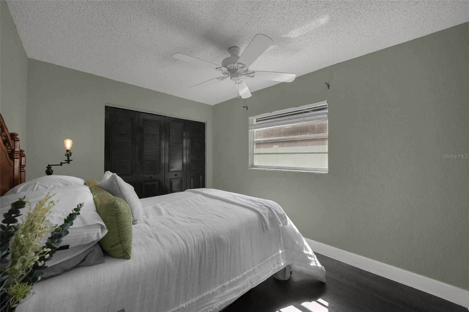 9627 HIDDEN OAKS CIR — photo 31