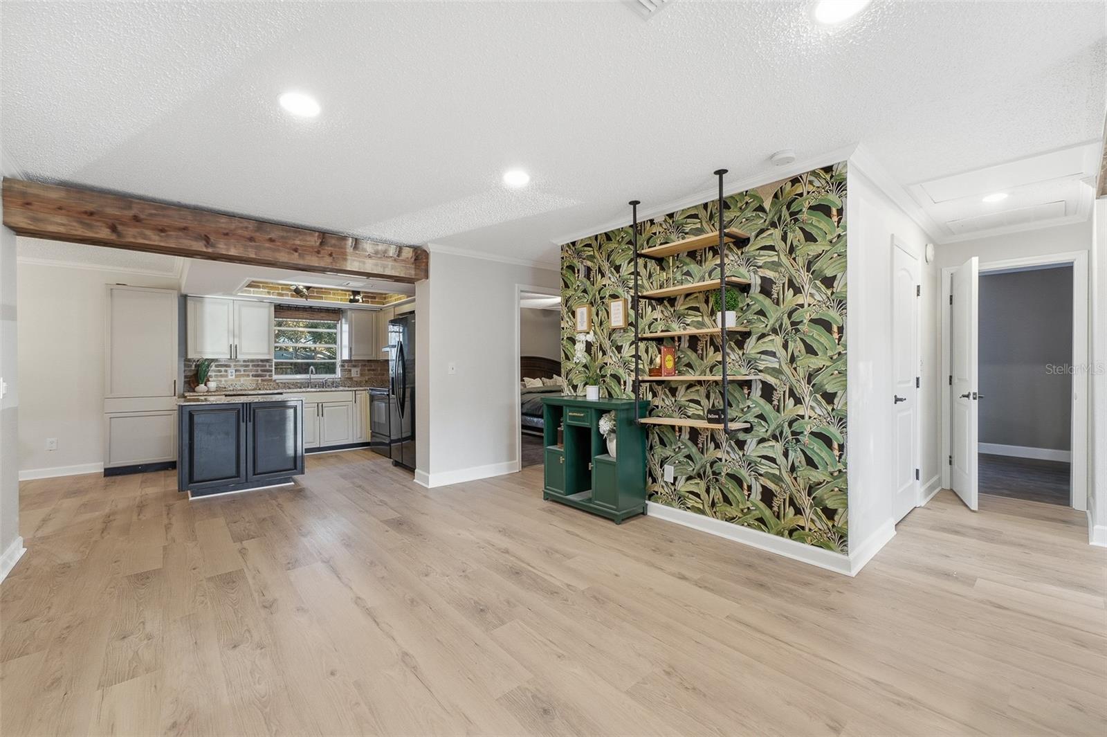 9627 HIDDEN OAKS CIR — photo 15