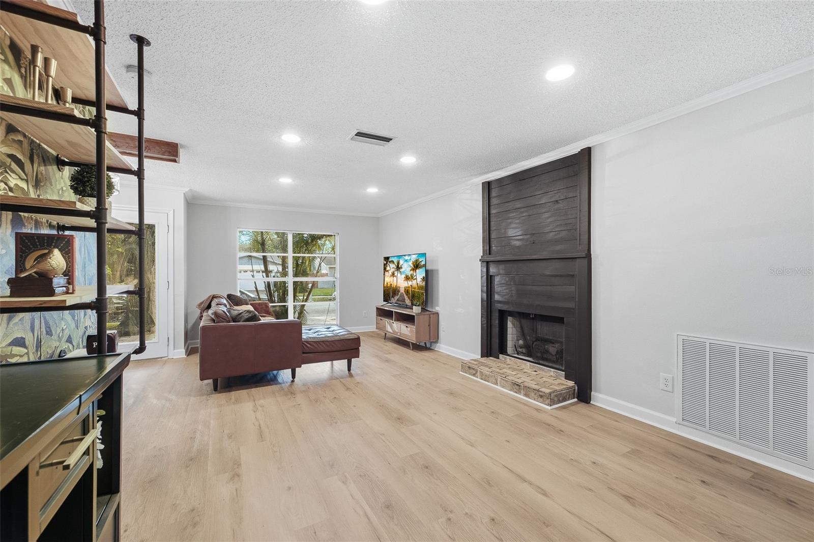 9627 HIDDEN OAKS CIR — photo 29