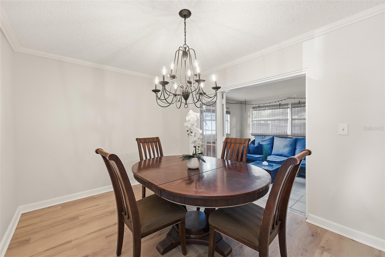 9627 HIDDEN OAKS CIR — photo 21