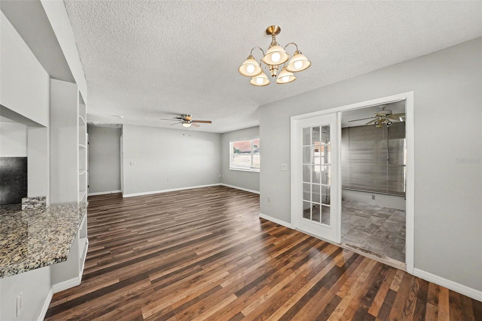 4307 WOOD TRAIL BLVD — photo 3