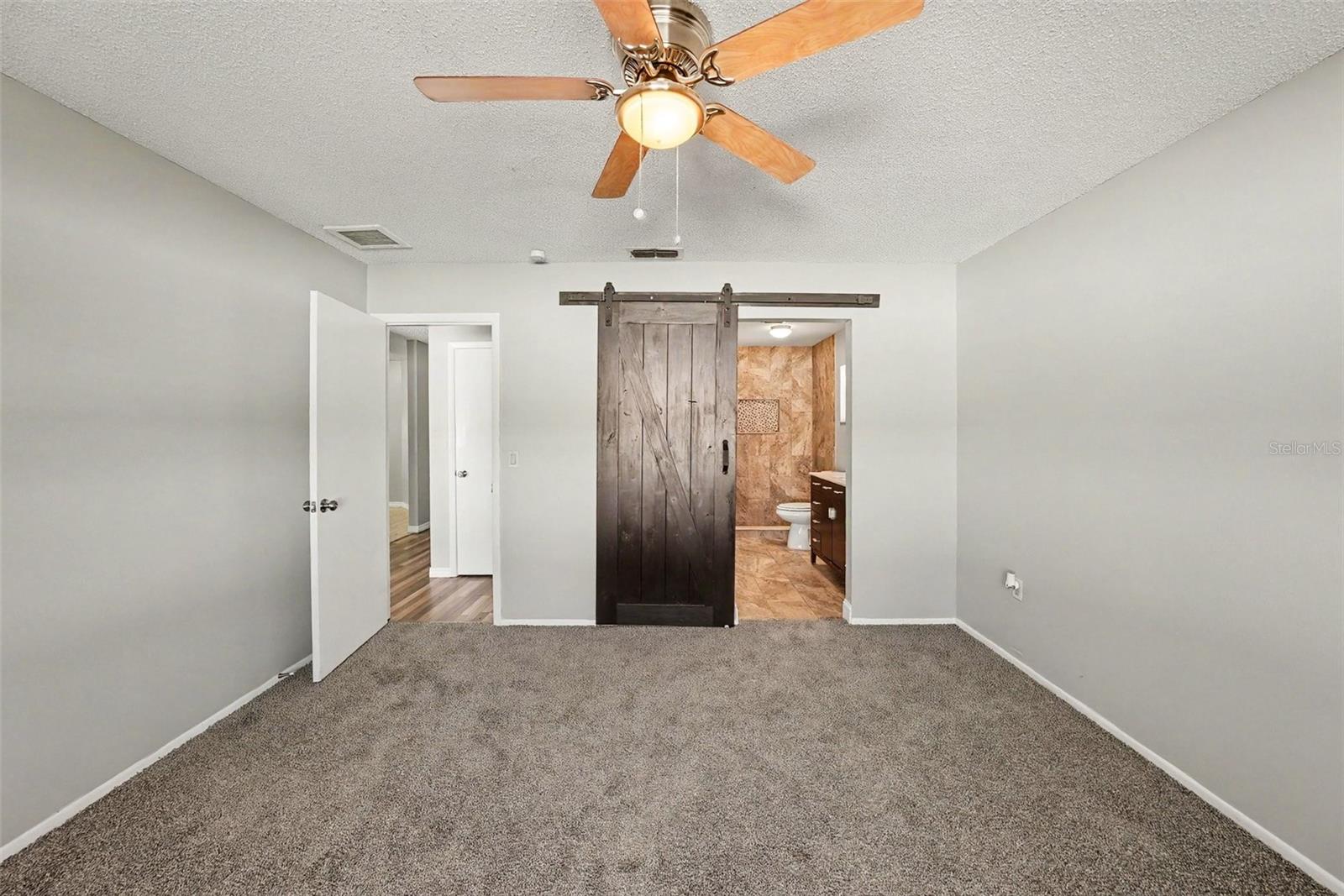 4307 WOOD TRAIL BLVD — photo 8
