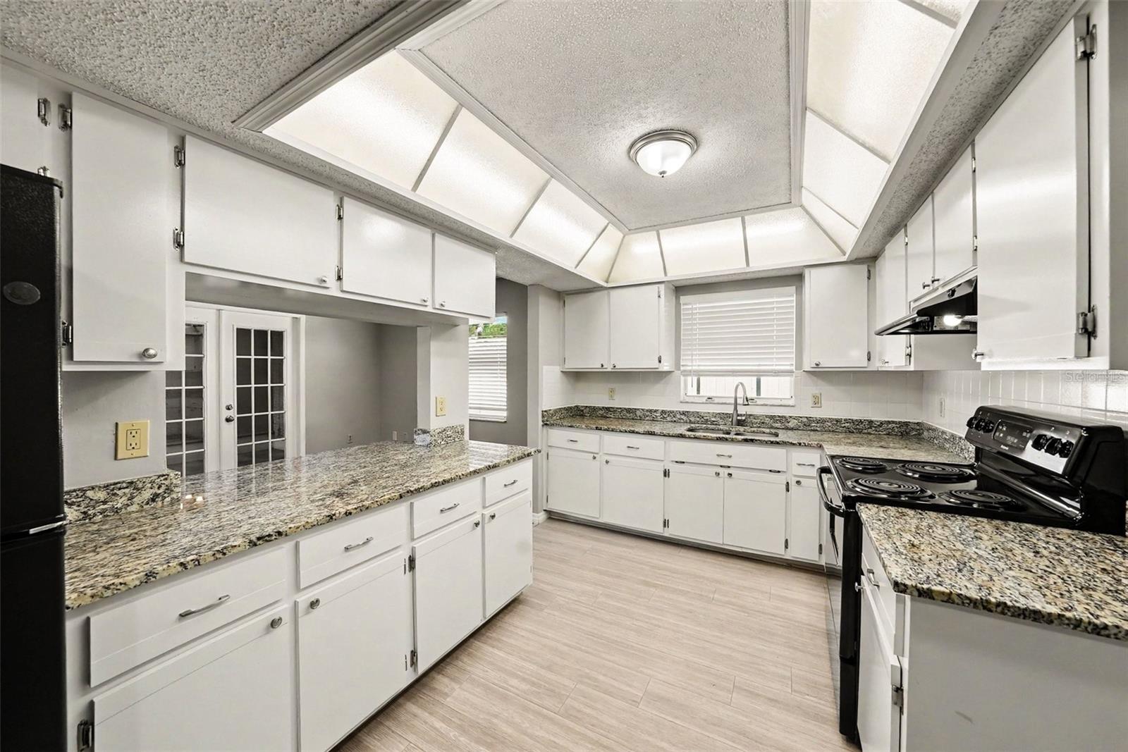 4307 WOOD TRAIL BLVD — photo 5