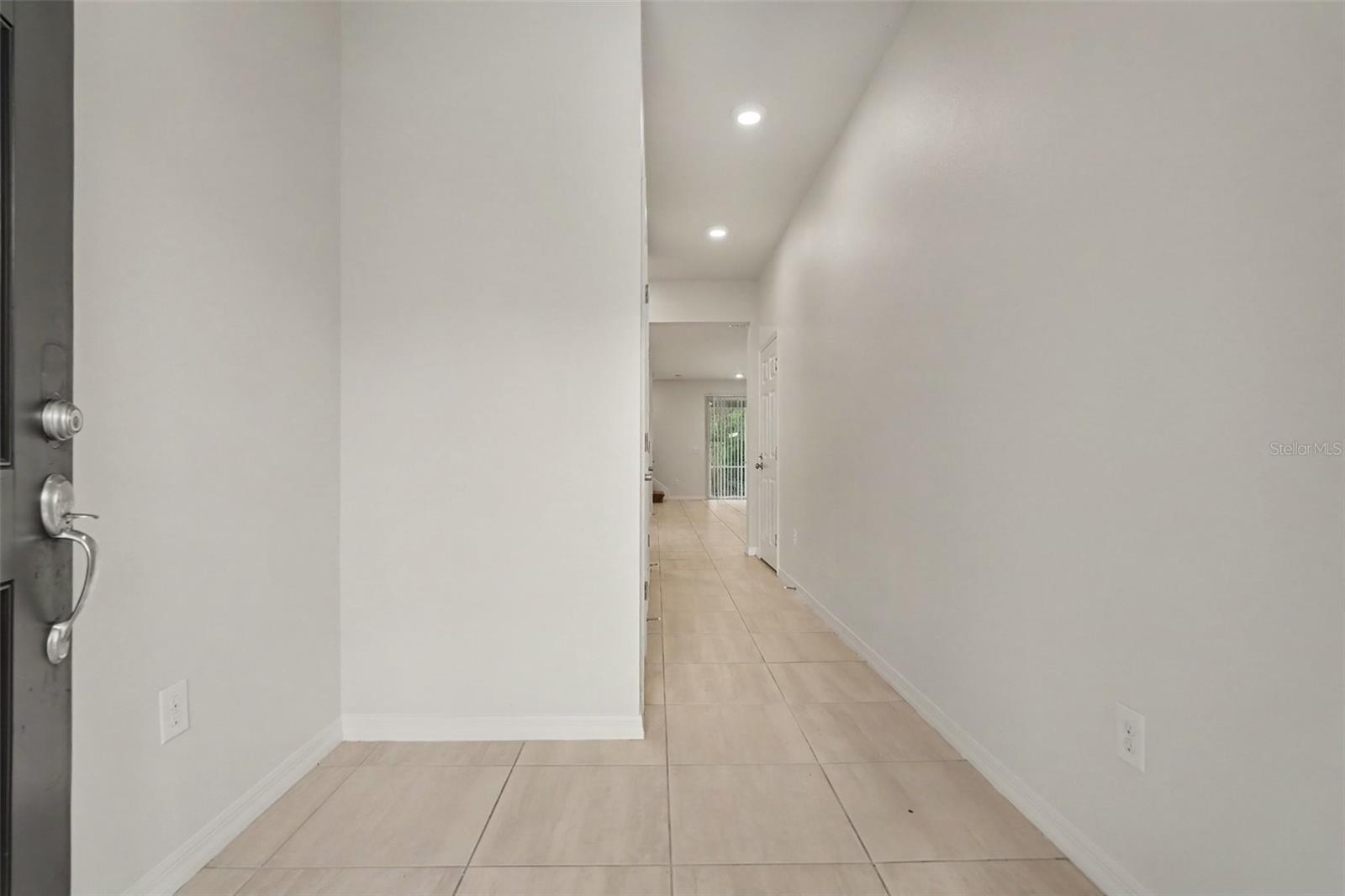 2886 GRAND KEMERTON PL — photo 2