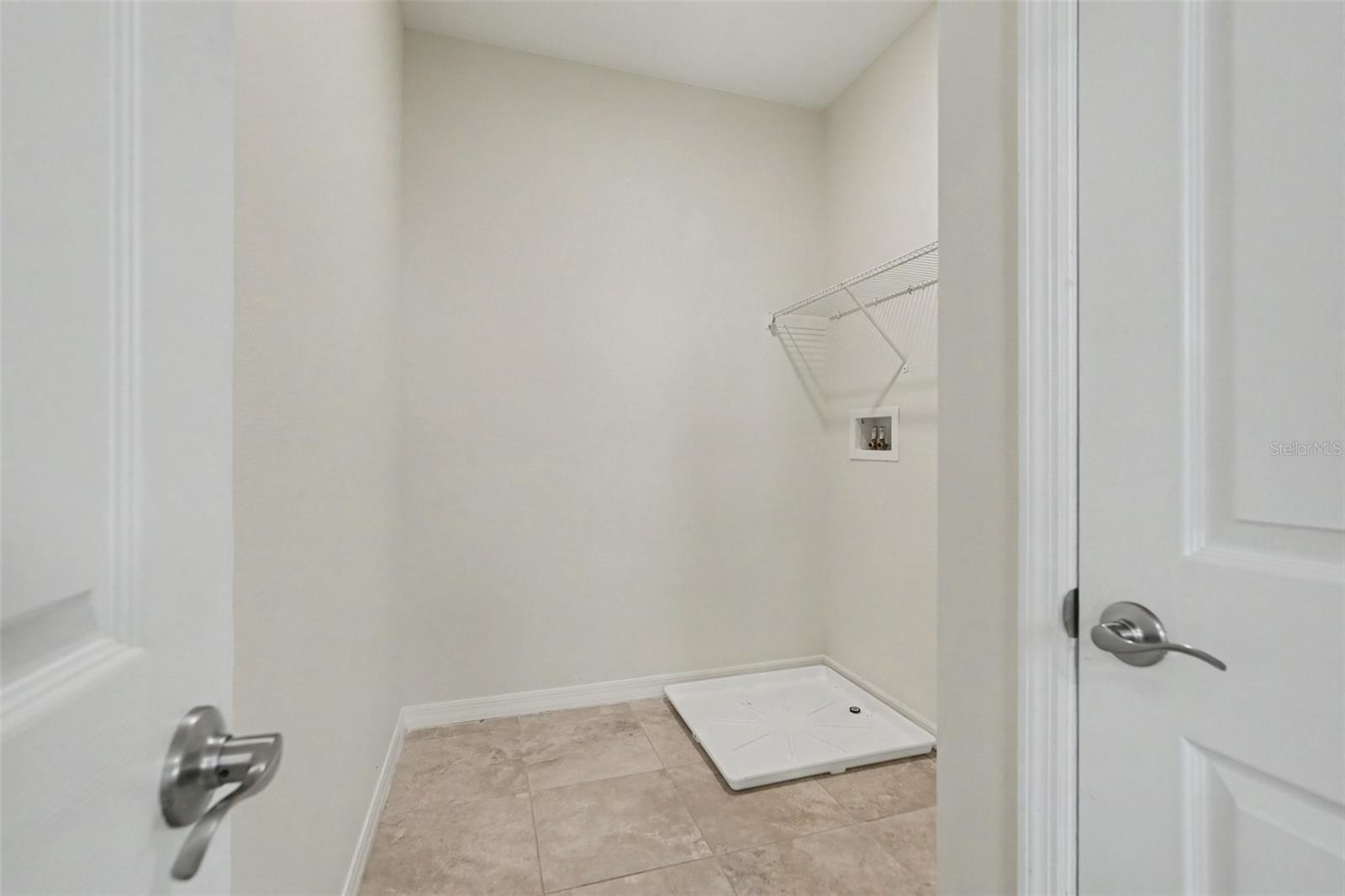 2886 GRAND KEMERTON PL — photo 12