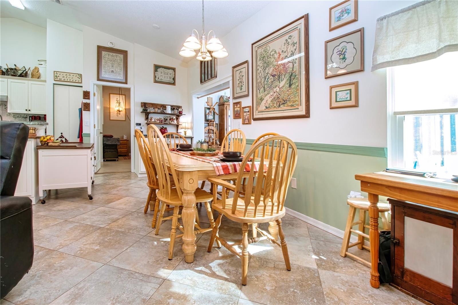 2001 GARDENIA LANDINGS LN — photo 13