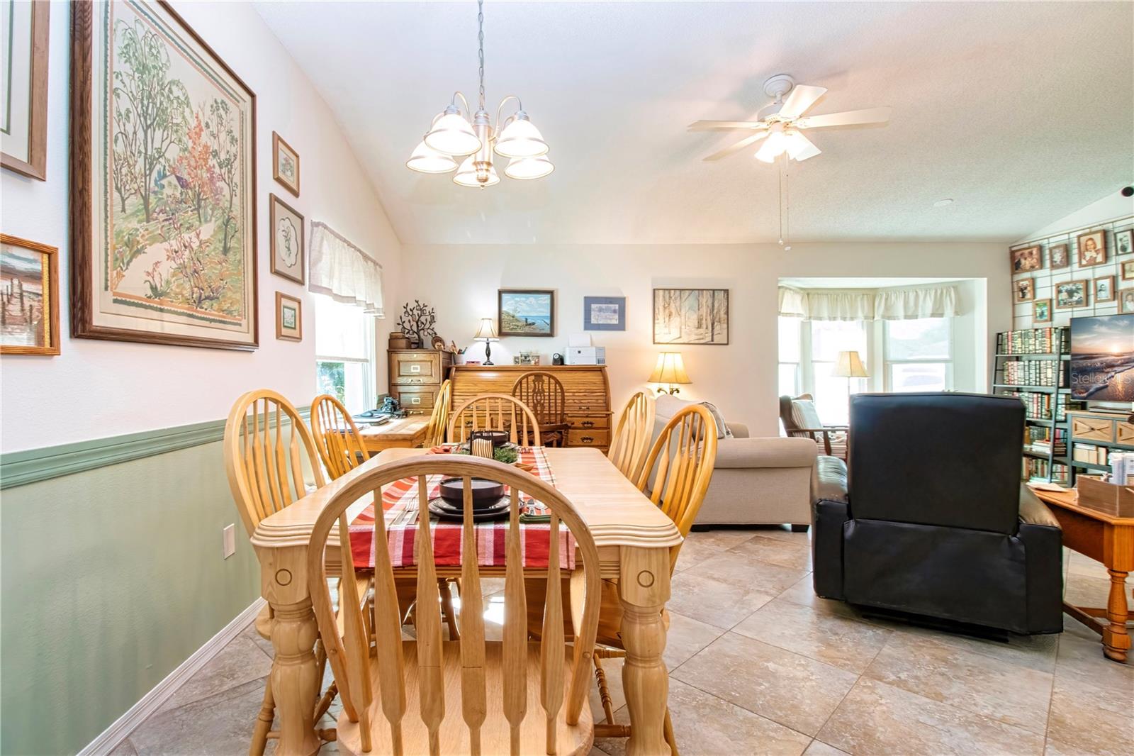 2001 GARDENIA LANDINGS LN — photo 14