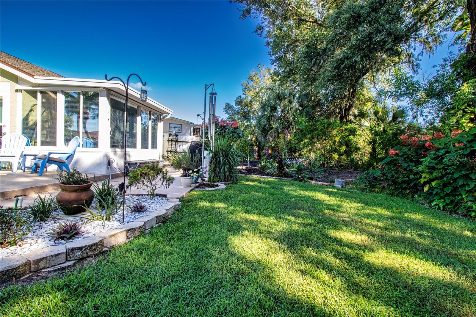 2001 GARDENIA LANDINGS LN — photo 47