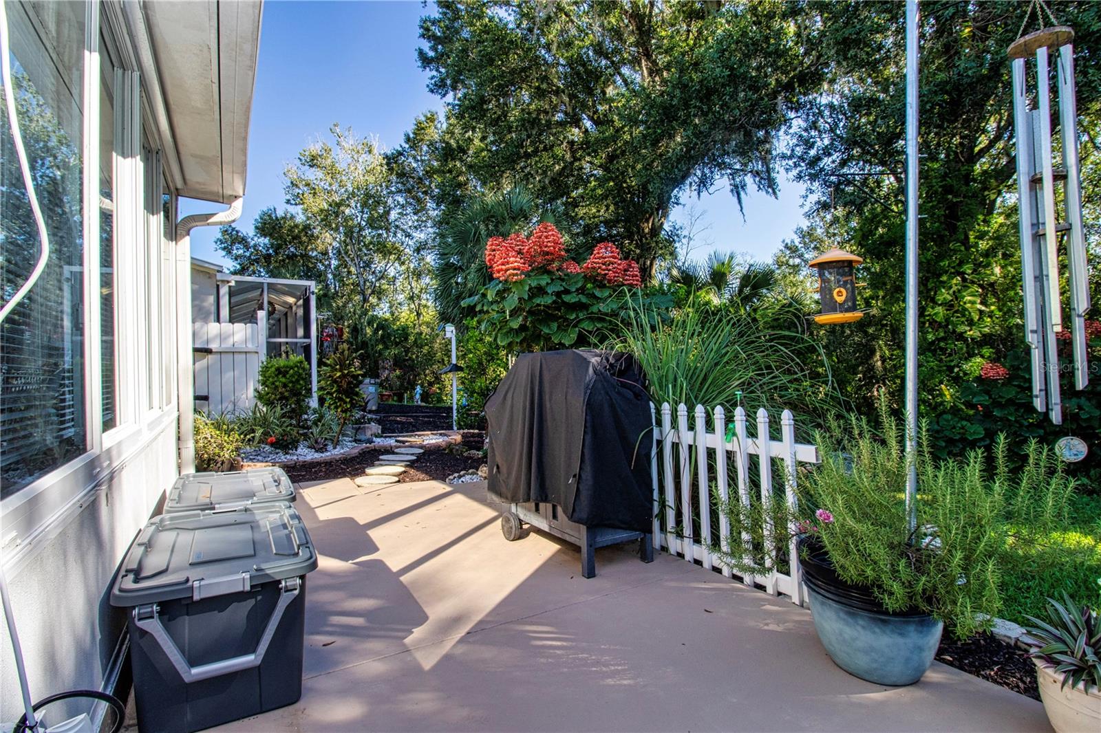 2001 GARDENIA LANDINGS LN — photo 48