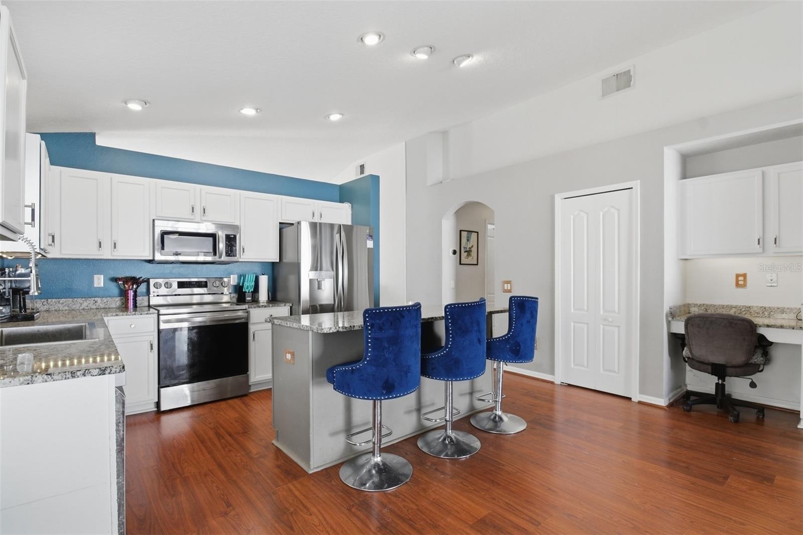 4716 BARCHETTA DR — photo 13