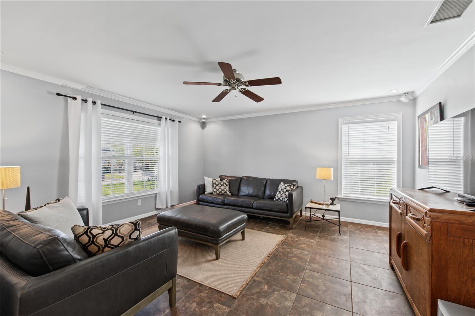 208 N NEW JERSEY AVE — photo 5