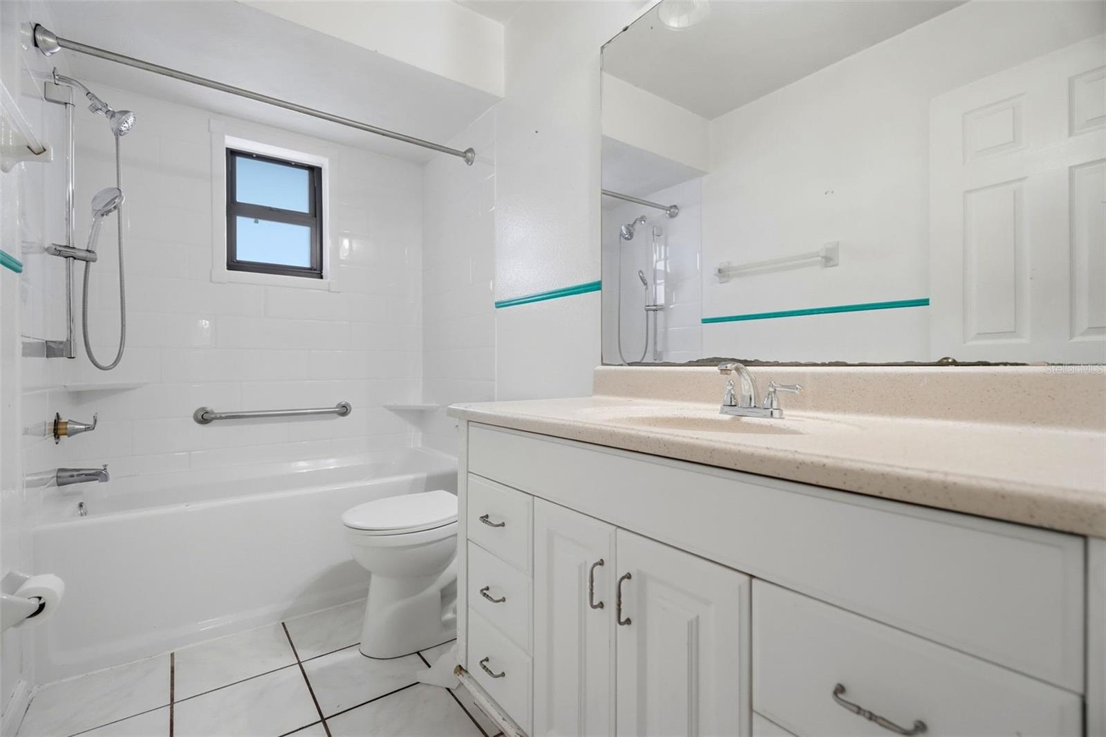 8326 SYLVAN WOODS DR — photo 17
