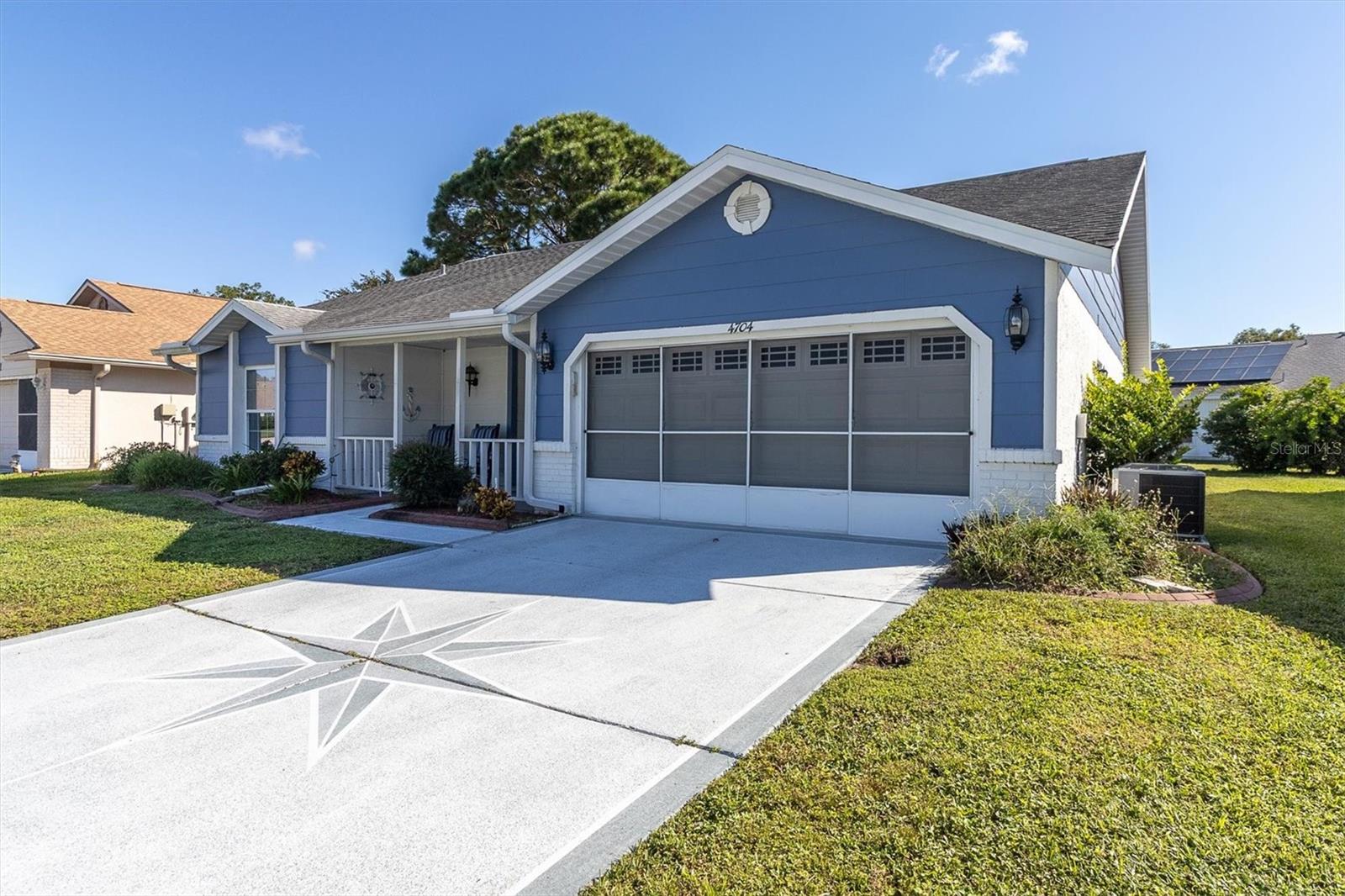 4704 TIBURON DR — photo 32