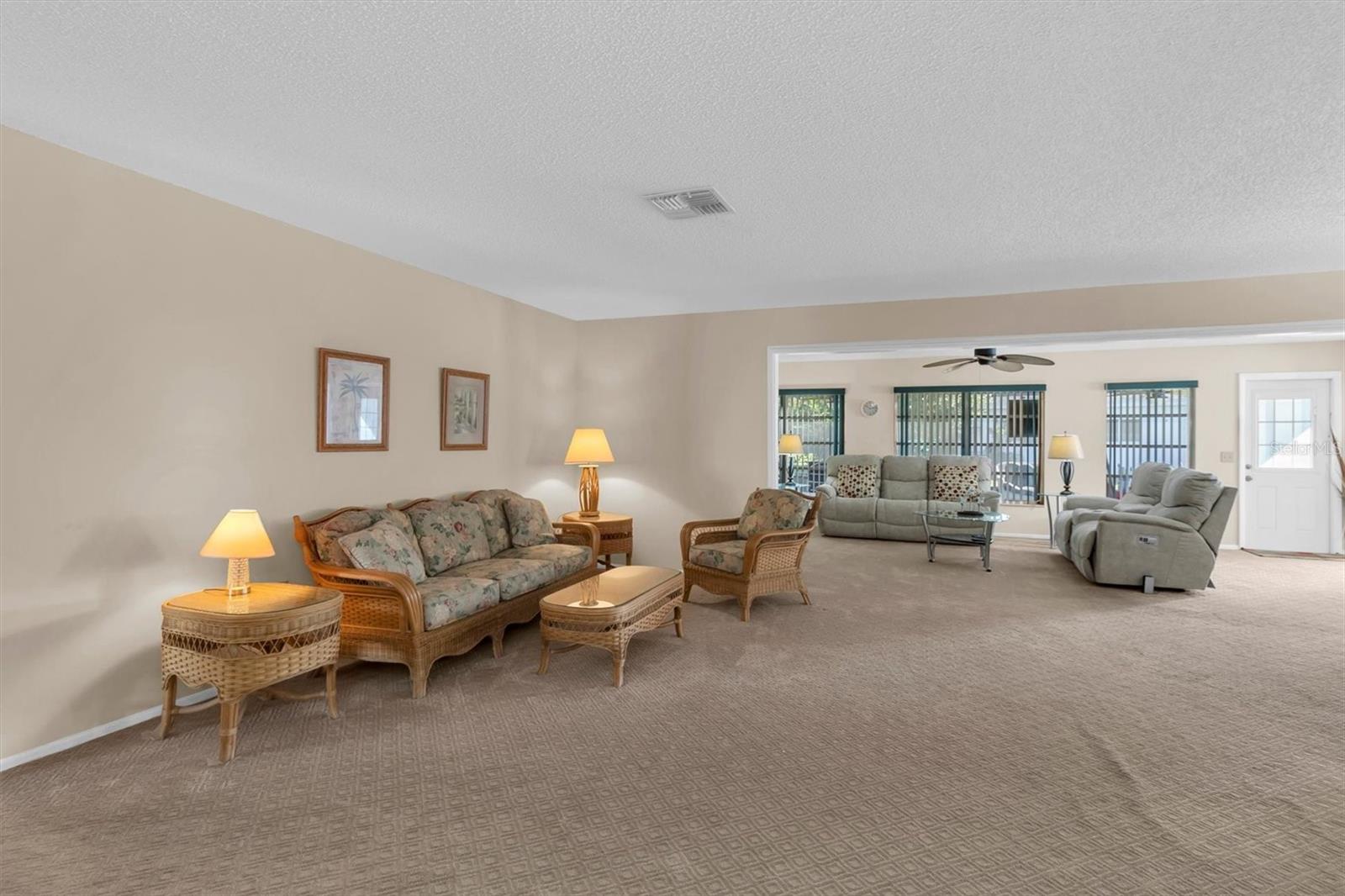4704 TIBURON DR — photo 10