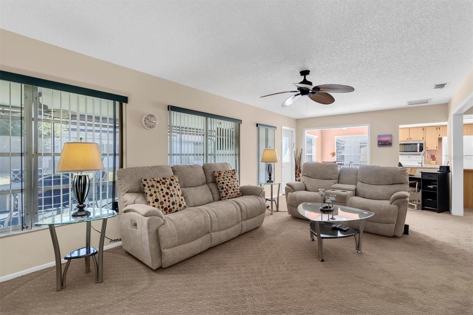 4704 TIBURON DR — photo 12