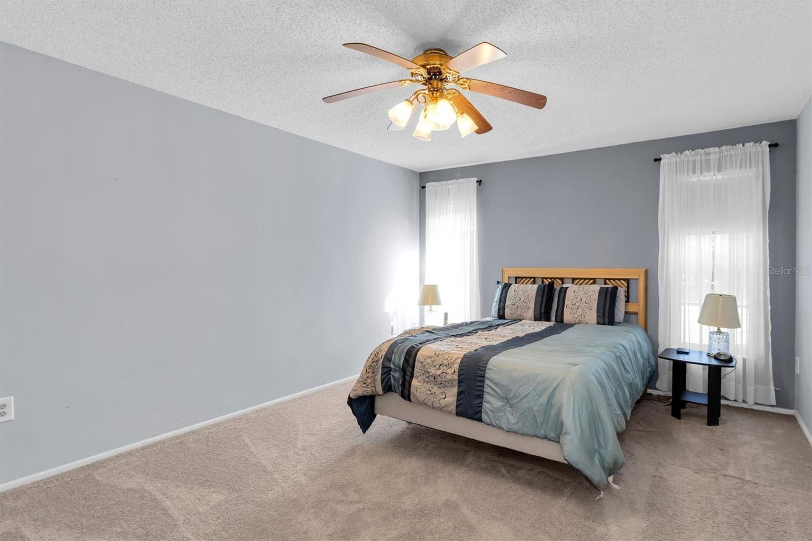 4704 TIBURON DR — photo 21