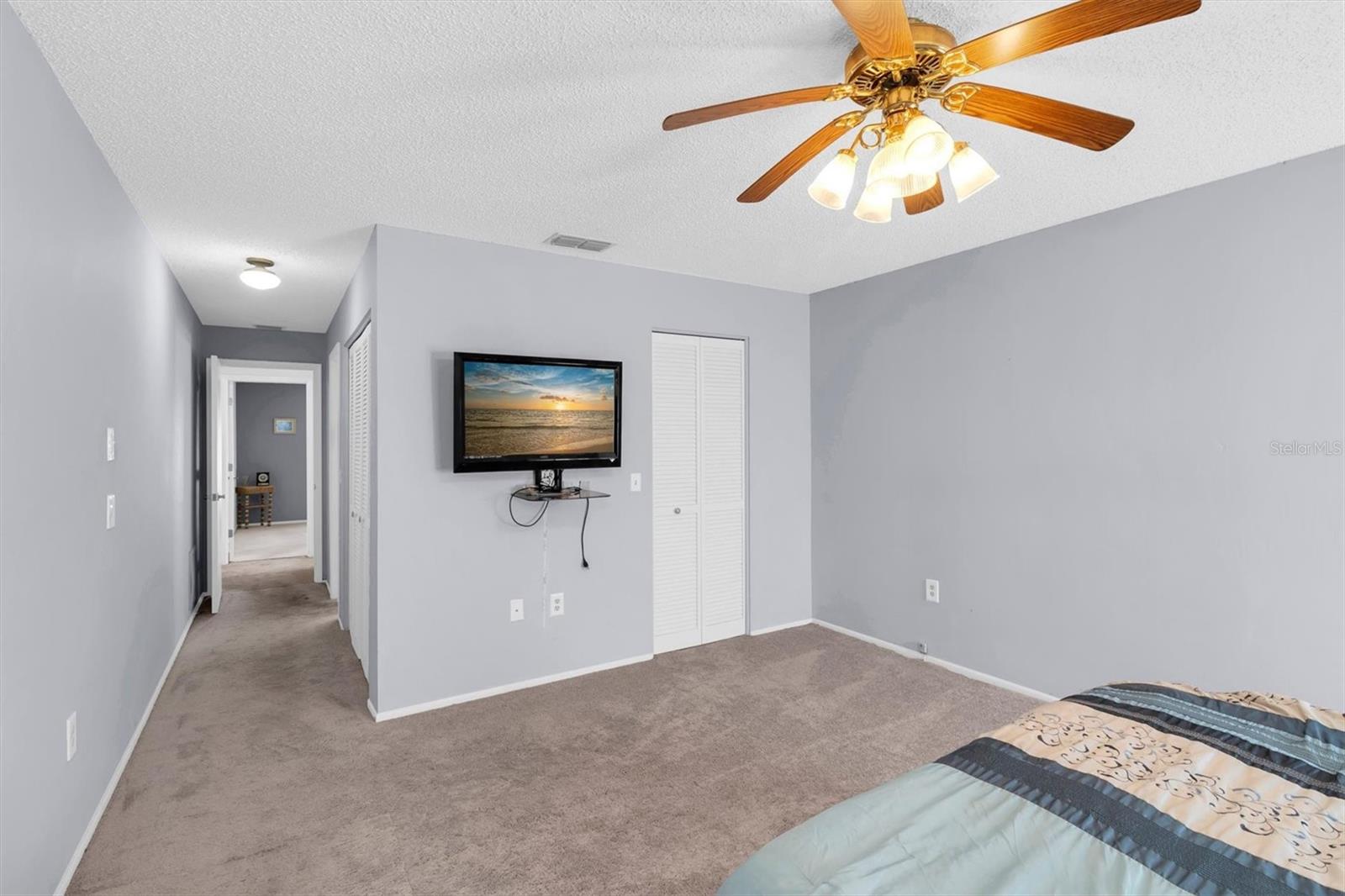 4704 TIBURON DR — photo 22