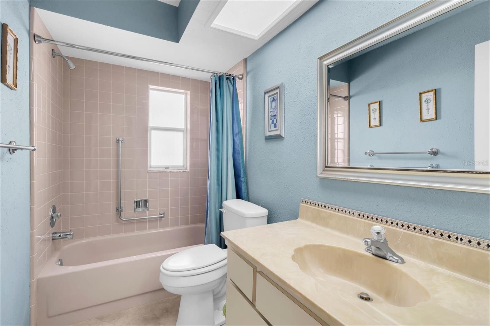 4704 TIBURON DR — photo 26