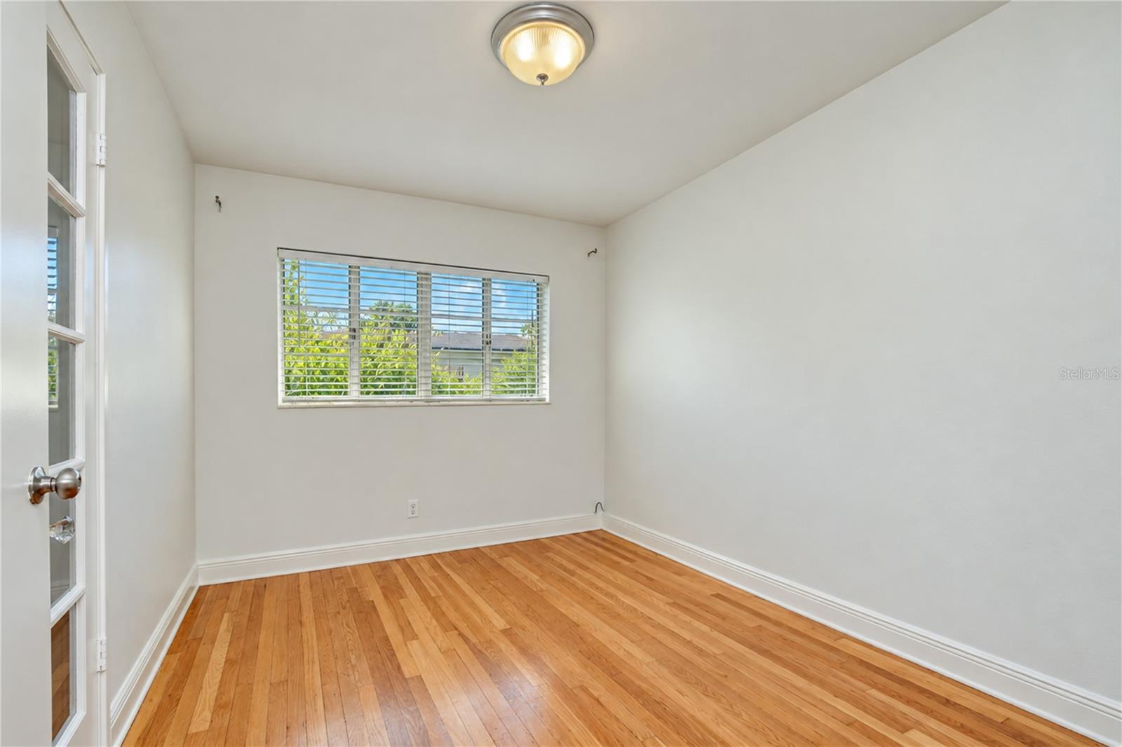 4508 S LOIS AVE — photo 12