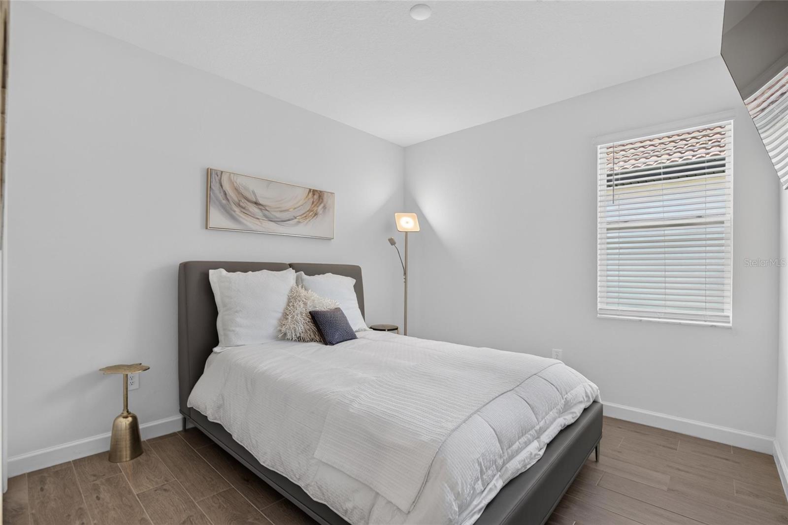 17127 HOLLY WELL AVE — photo 28