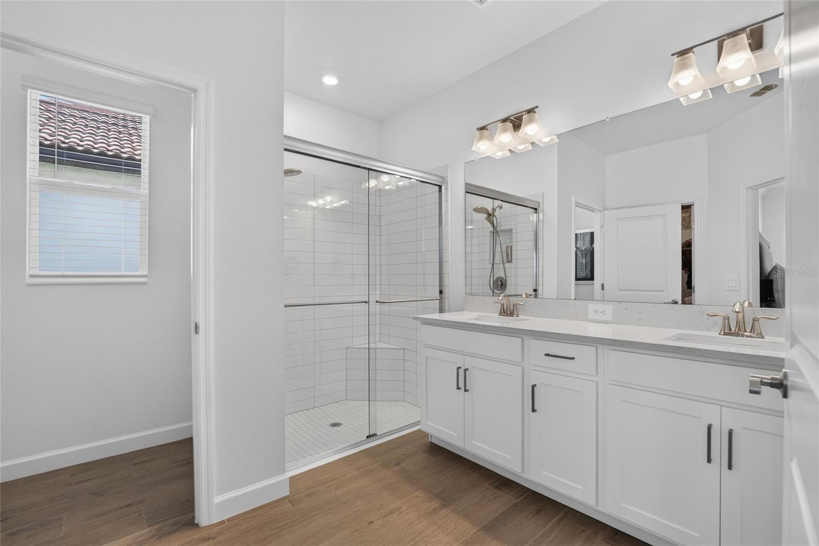 17127 HOLLY WELL AVE — photo 39