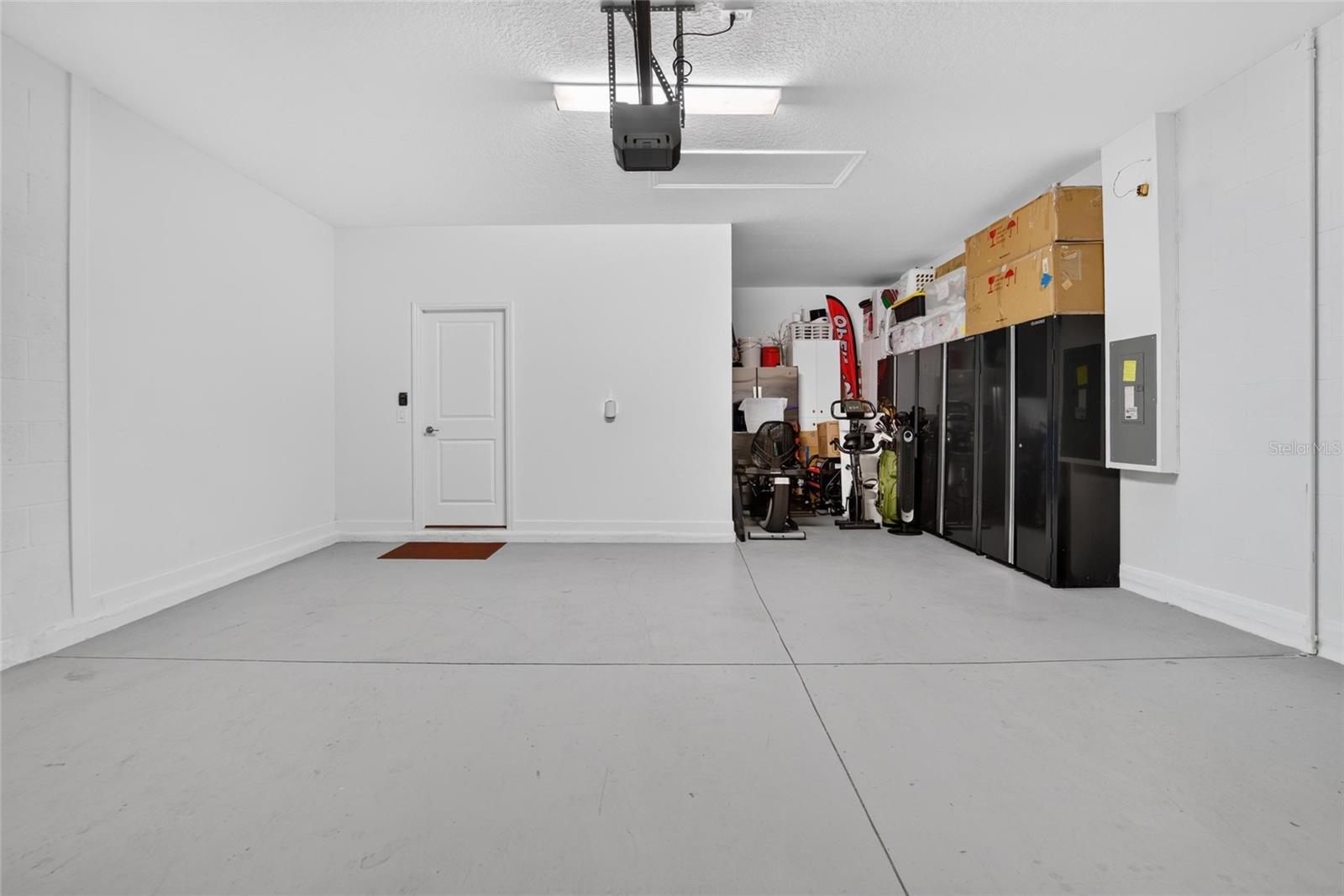17127 HOLLY WELL AVE — photo 35