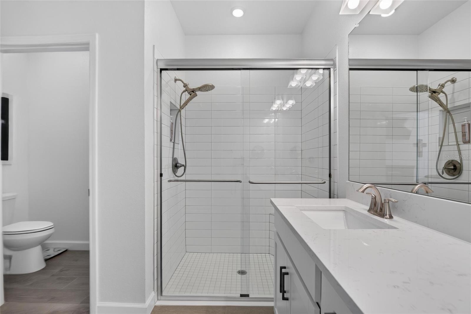 17127 HOLLY WELL AVE — photo 40