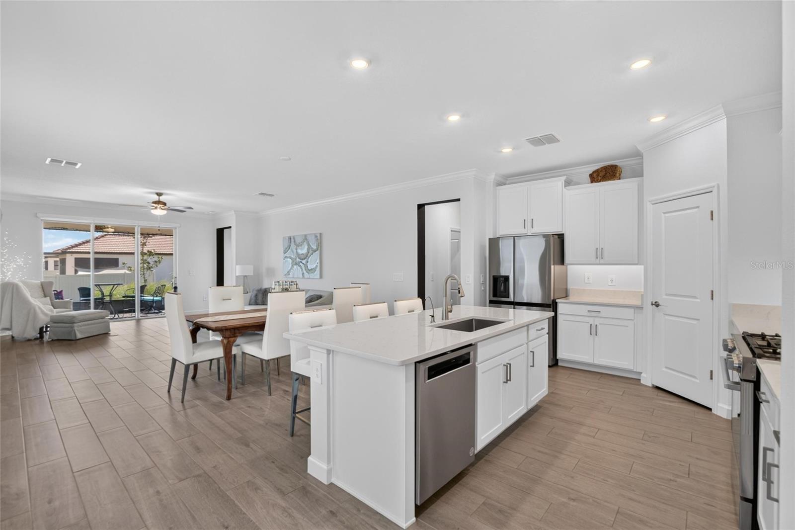17127 HOLLY WELL AVE — photo 10