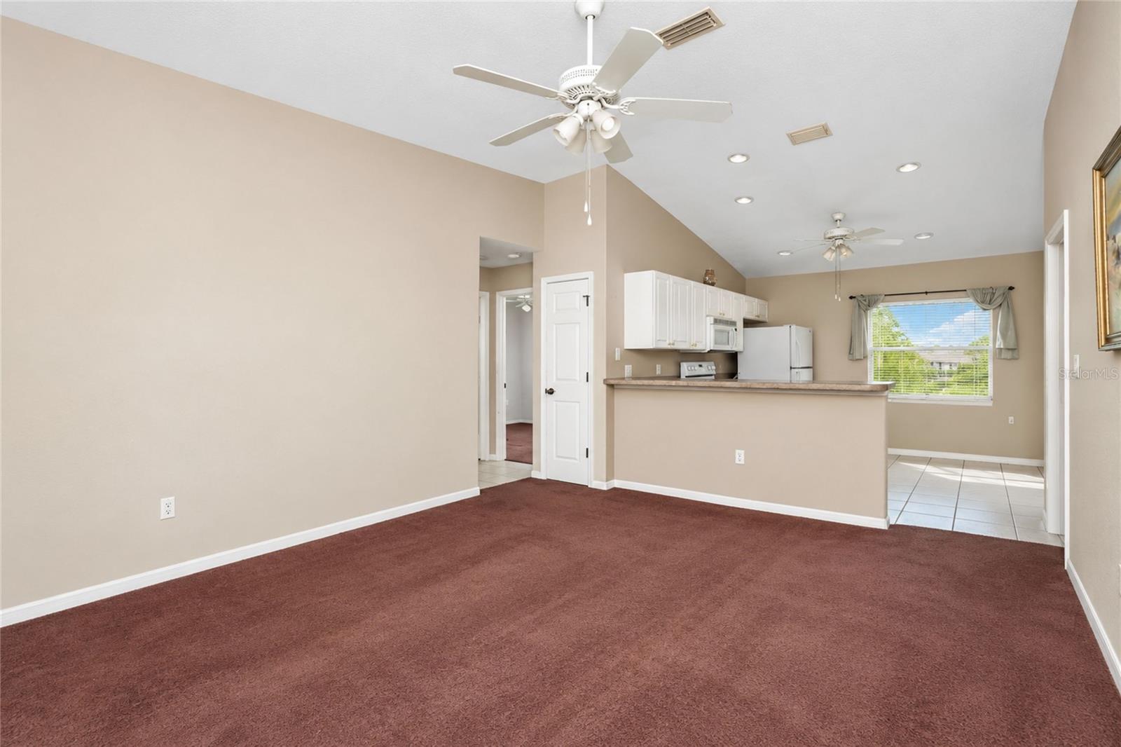 861 POINCIANA RD — photo 9
