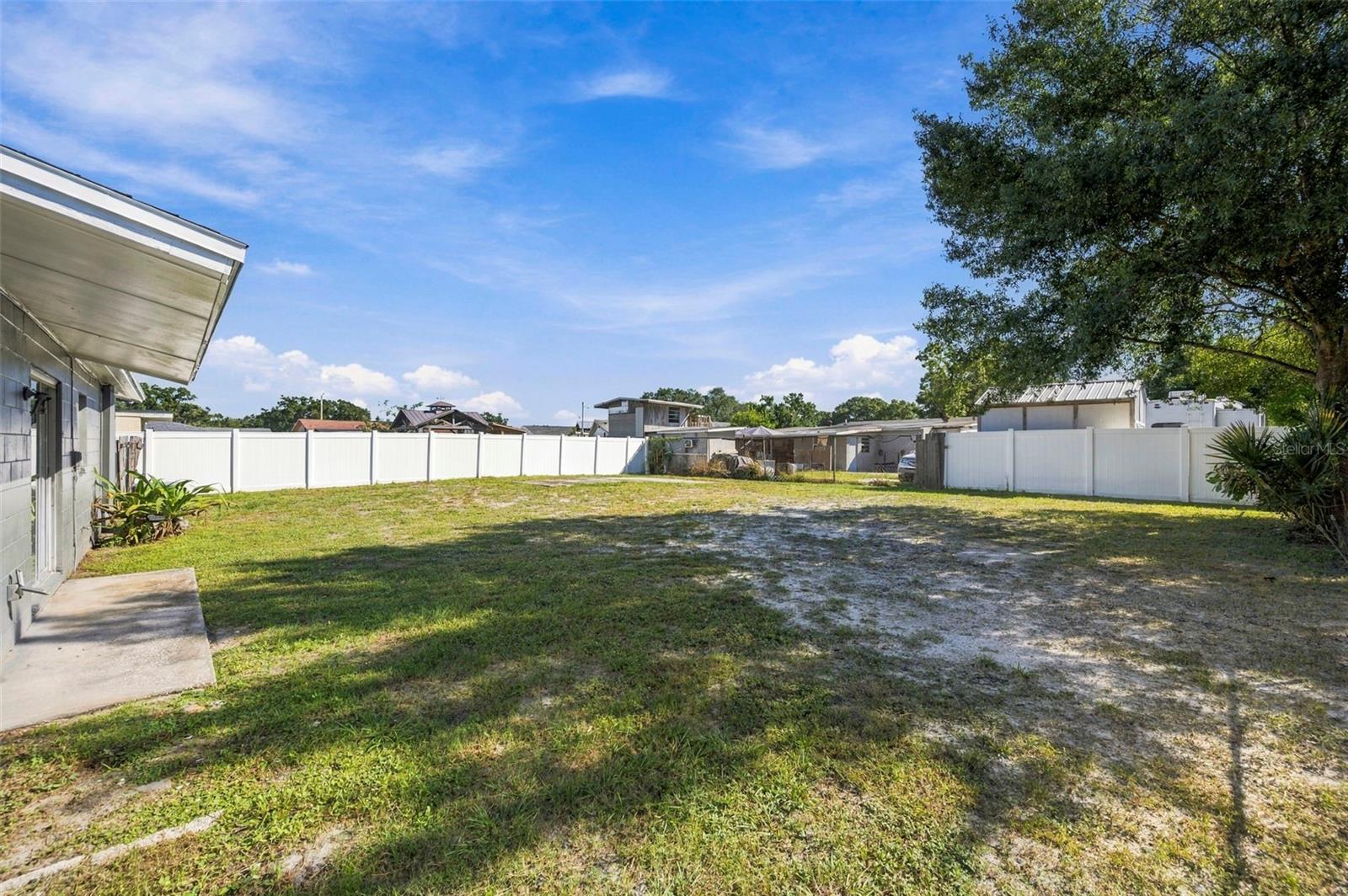 8527 GOLD RIDGE CIR — photo 18