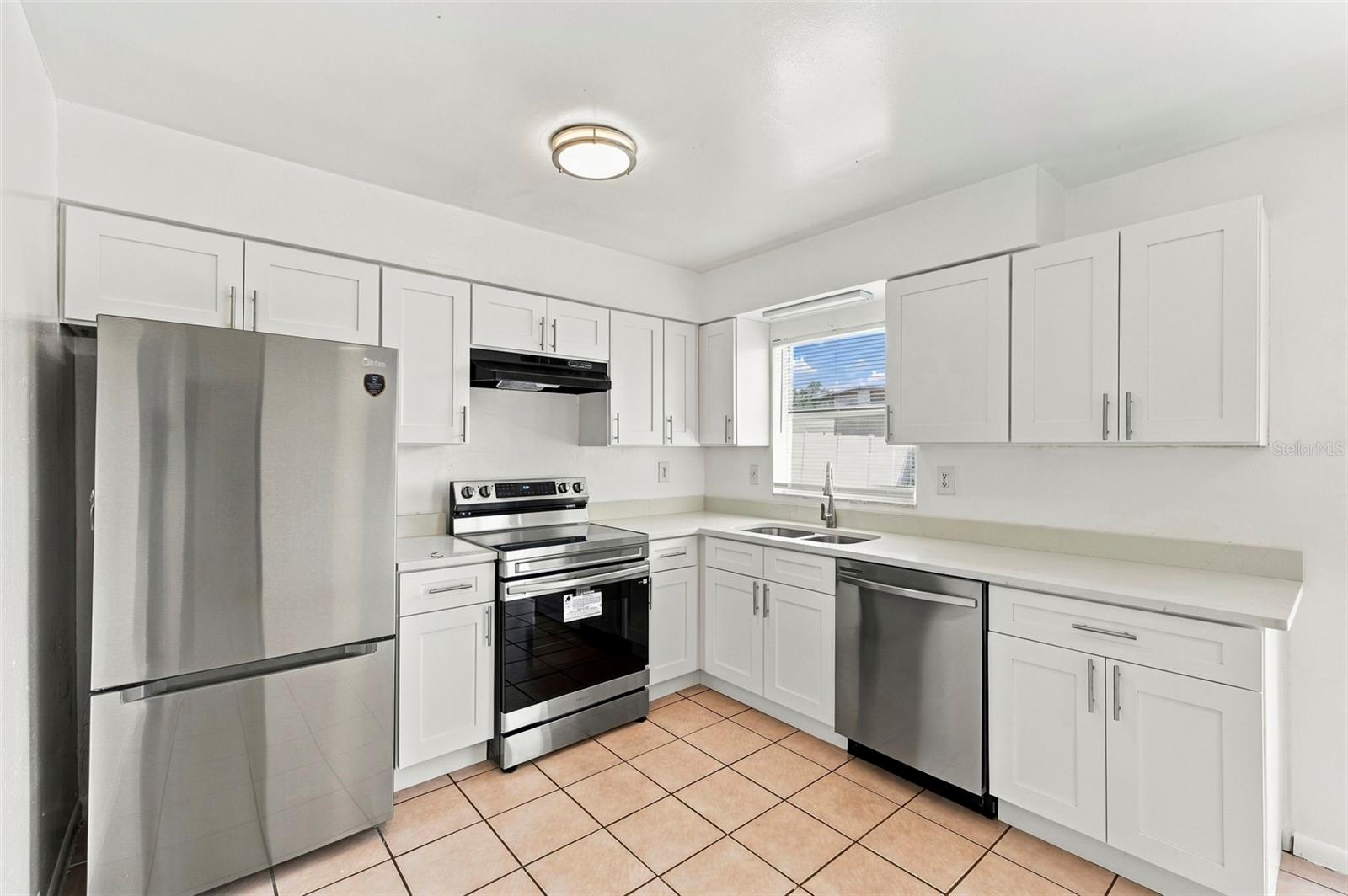 8527 GOLD RIDGE CIR — photo 15