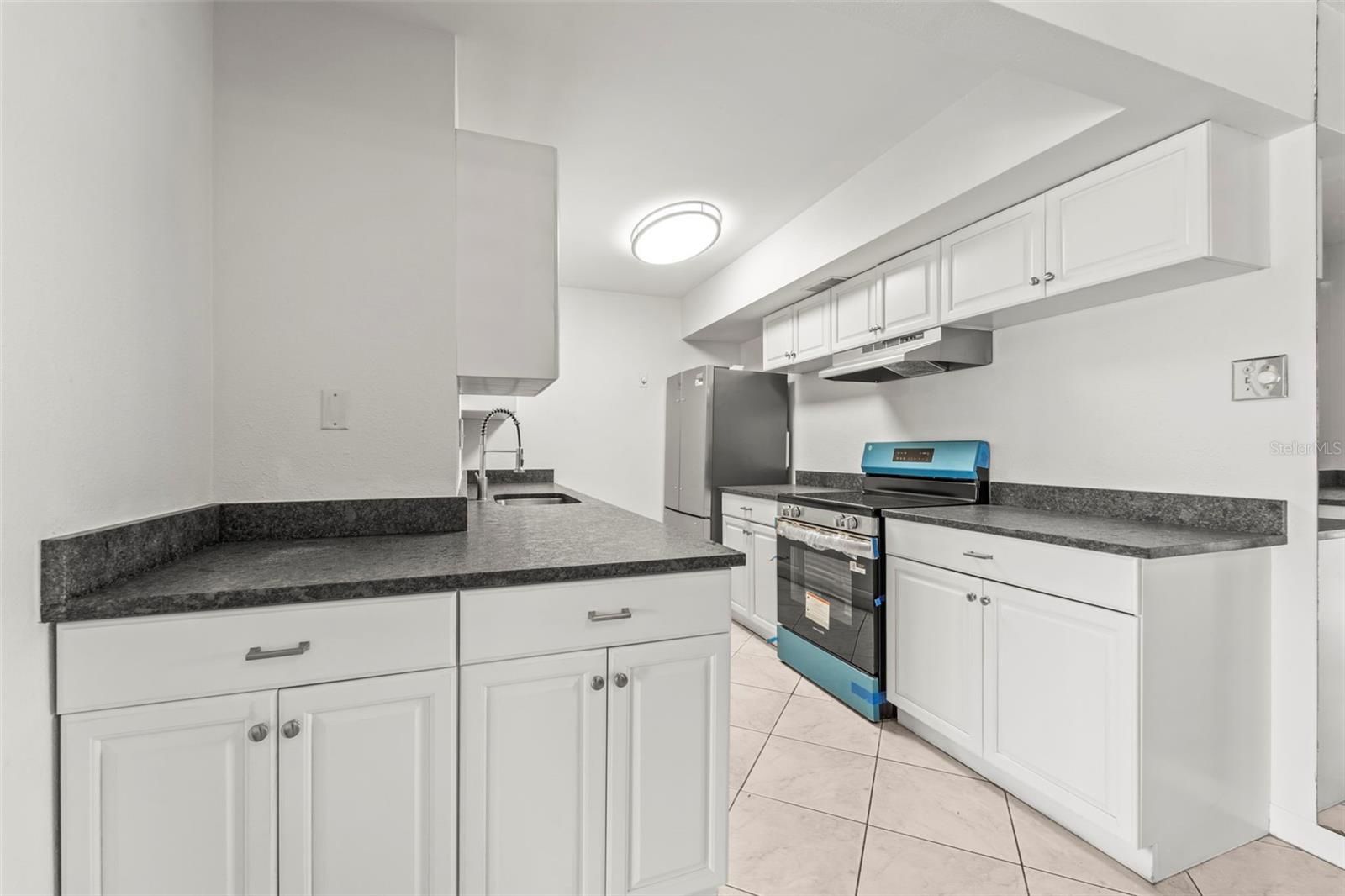 10355 PARADISE BLVD #403 — photo 17