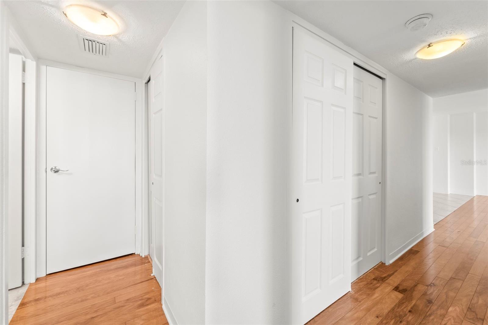 10355 PARADISE BLVD #403 — photo 33