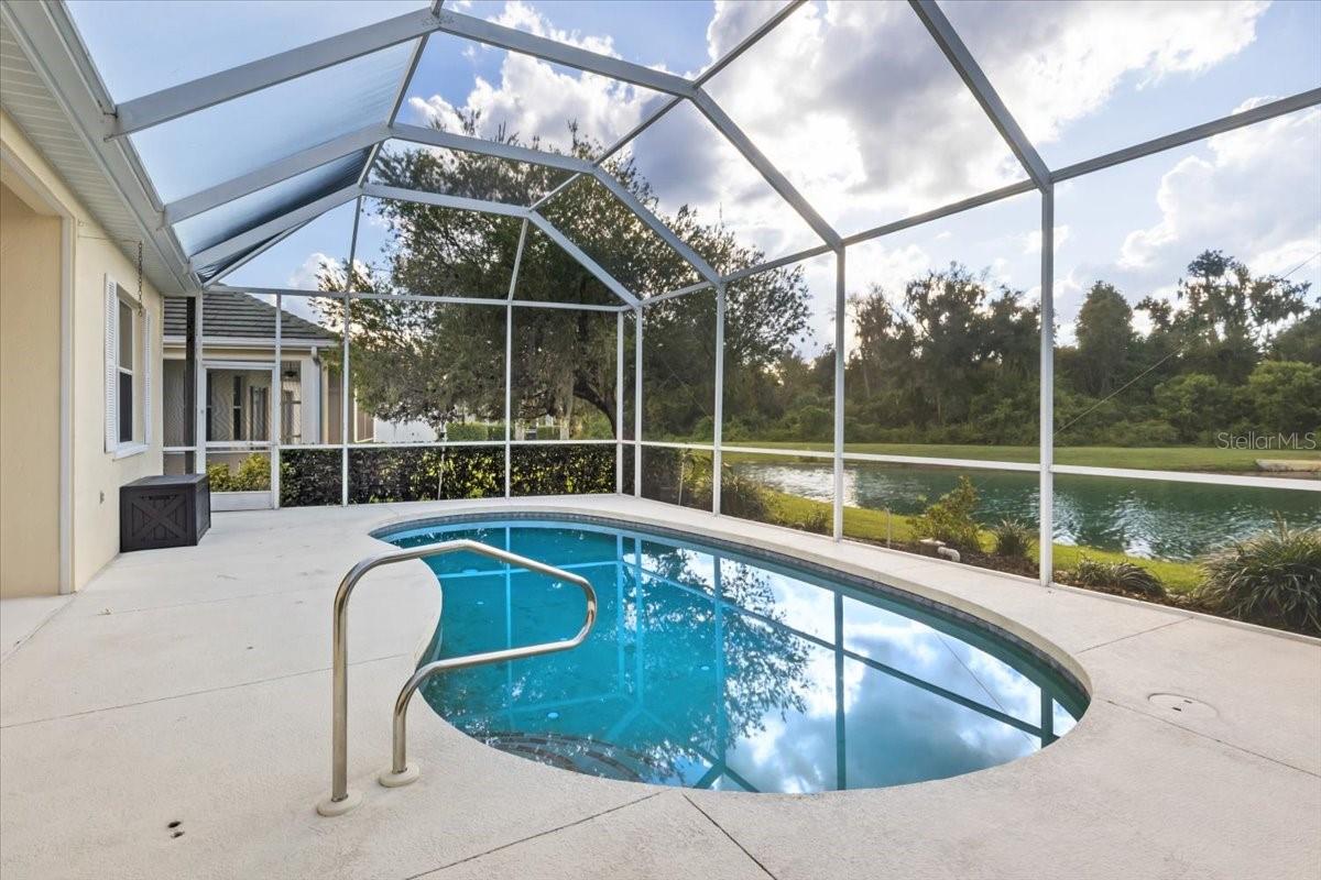 3211 WOODLAND FERN DR — photo 37