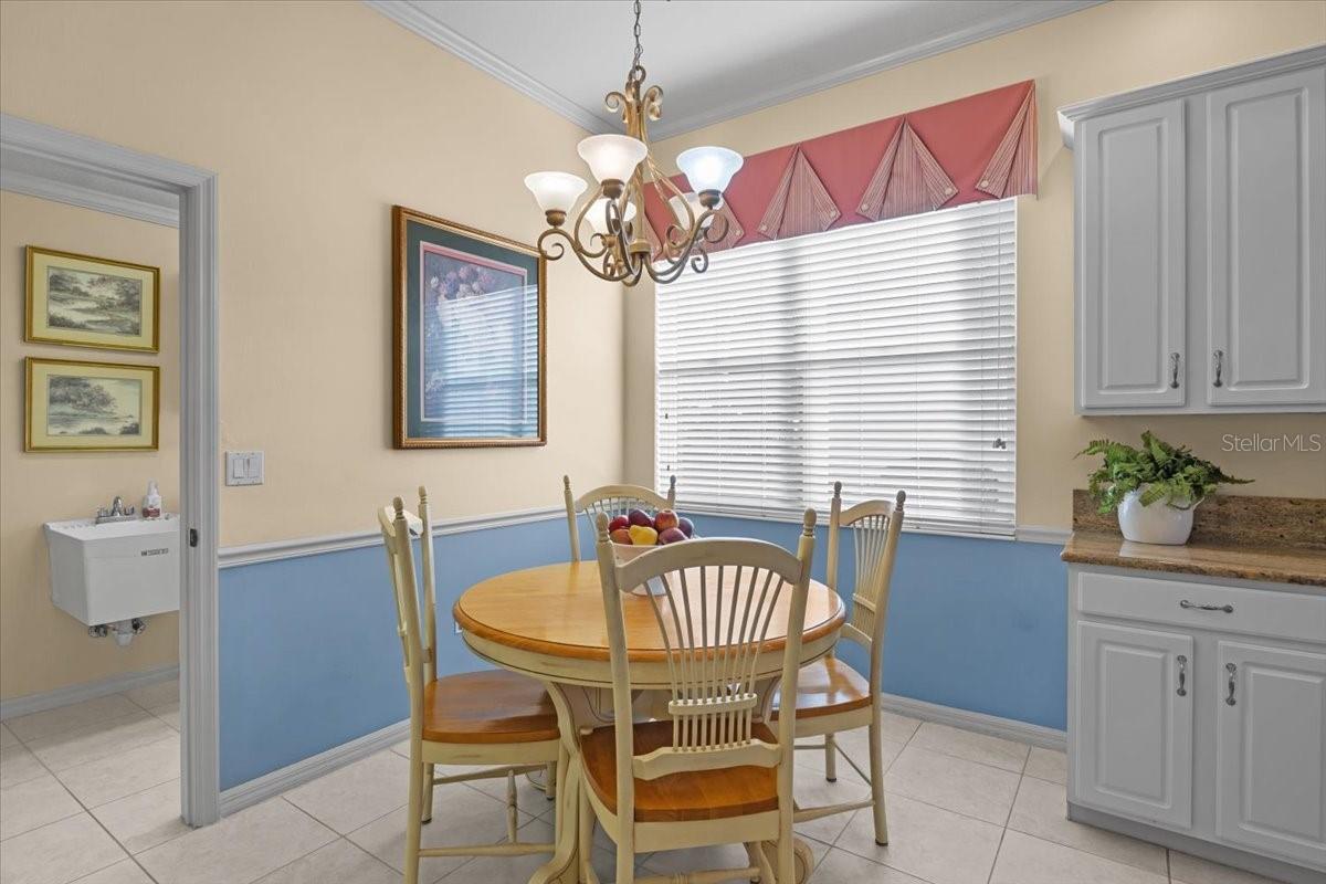 3211 WOODLAND FERN DR — photo 17