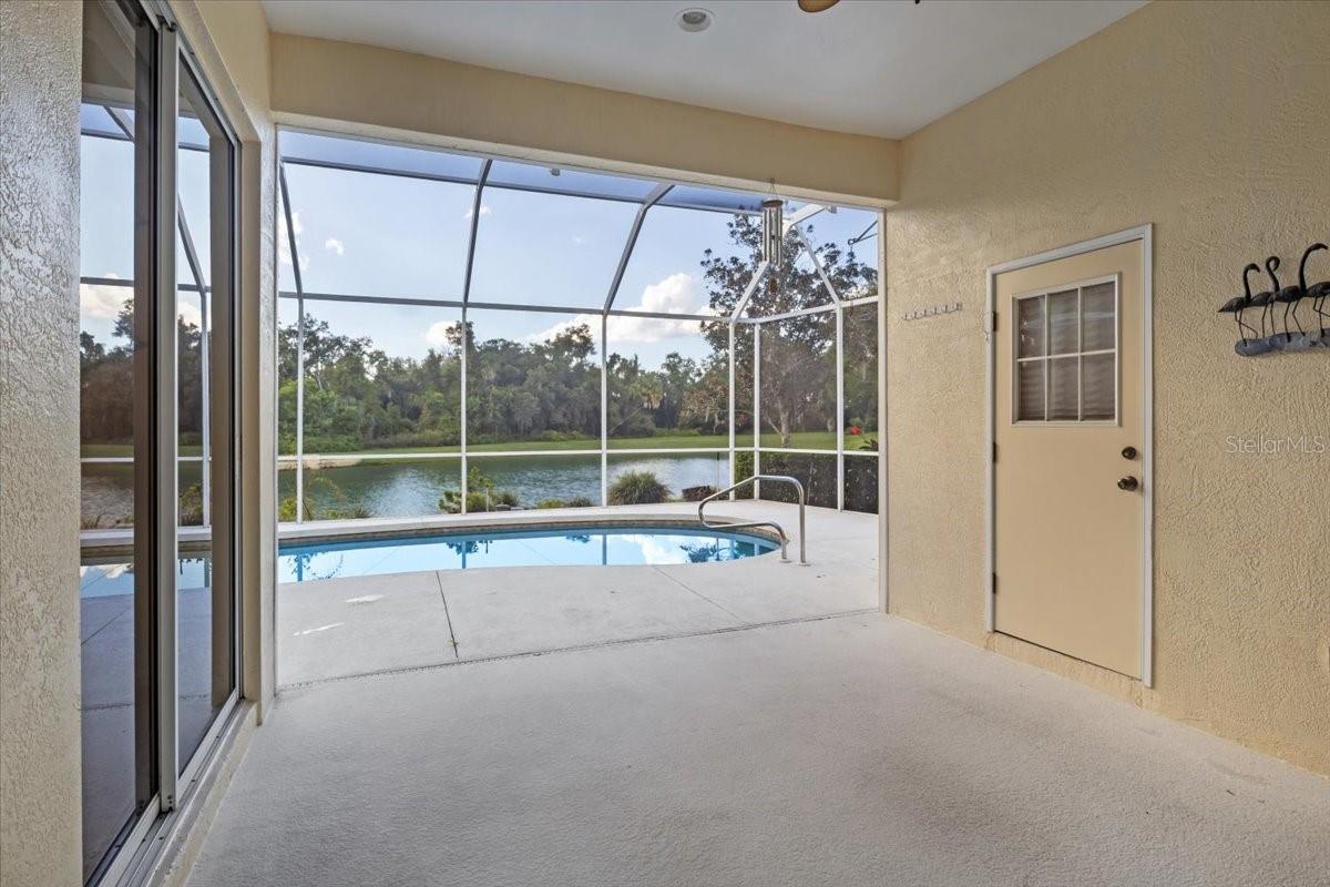 3211 WOODLAND FERN DR — photo 40