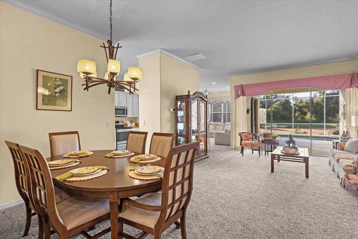 3211 WOODLAND FERN DR — photo 11