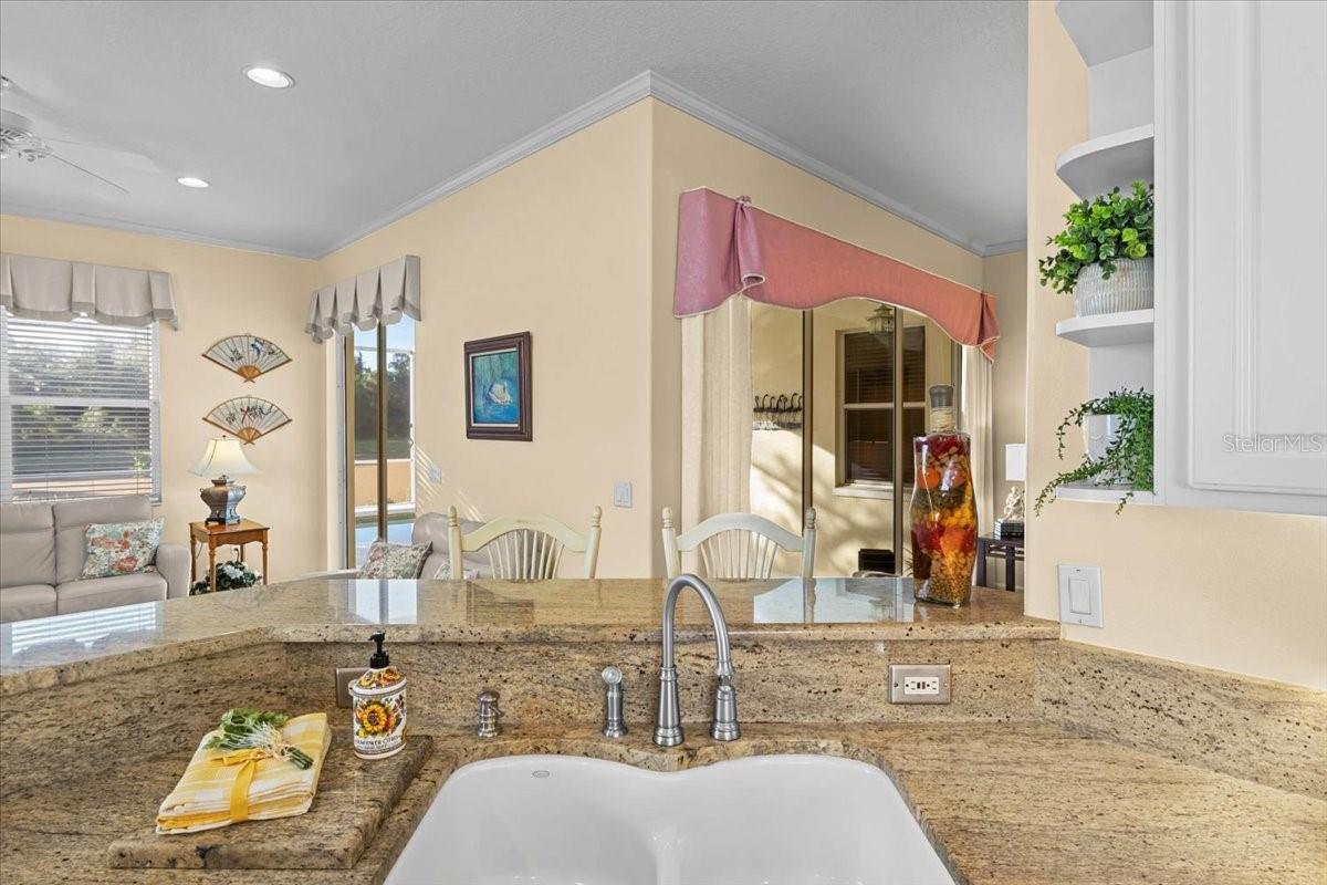 3211 WOODLAND FERN DR — photo 13