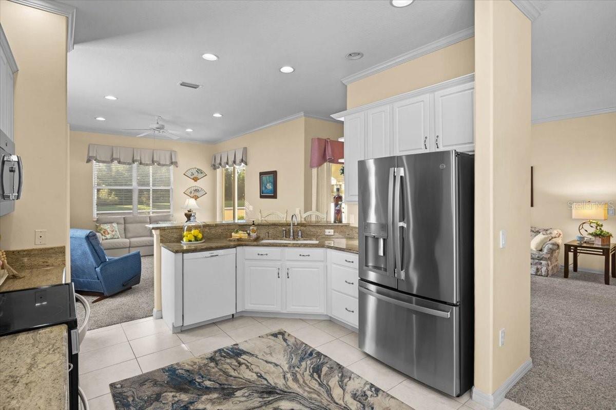 3211 WOODLAND FERN DR — photo 18