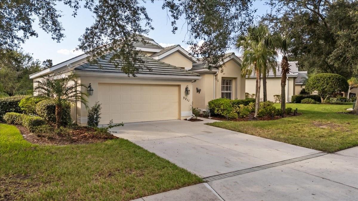 3211 WOODLAND FERN DR — photo 41